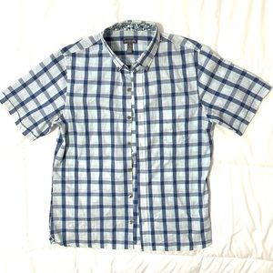 Van Huesen Button Up Plaid Shirt